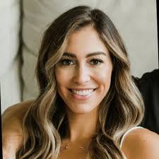 Kori Powell's Instagram, Twitter & Facebook