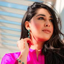 Happy first day of spring, NYC! 💐🌸🌻 Late March gloom brings a spring  flower boom! Today's cloudy skies might put a bummer