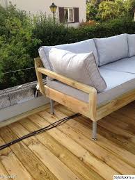 Sedir Panosundaki Pin