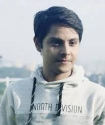 Vijay Rawal's Instagram, Twitter & Facebook