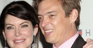 Here's What Really Happened To Lara Flynn Boyle After She Vanished From  Hollywood For Years