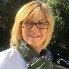 Karen Sherwin's Instagram, Twitter & Facebook