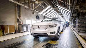 Sign up for free for motoring tips every driver needs to know. Volvo Starts Production Of Its Highly Anticipated Xc40 Electric Suv Electrek