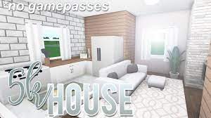 With a coastal design you can bring the feeling of being at the beach home to enjoy year round. 26 Bloxburg Kitchen Ideas In 2021 Tiny House Layout Home Building Design Modern Family House
