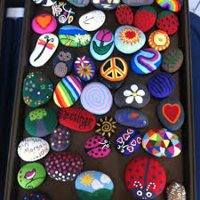 How To Paint Stones Simple And Original Ideas To Decorate Stones My Wall Decor Ideas Painted Rocks Rock Crafts Painted Rocks Kids
