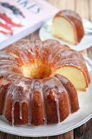 Mama S 7up Pound Cake With Unsalted Butter Granulated Sugar Salt Large Eggs Cake Flour Soda Lemon Extract Cake Recipes Pound Cake Recipes 7up Pound Cake