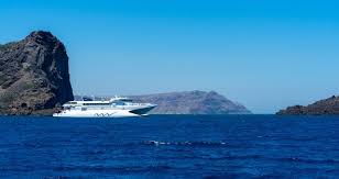 It's gross tonnage is 500 tons. Piraeus To Mykonos With The Worldchampion Jet In 2 5 Hr Ferryhopper