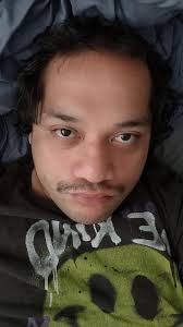 Single people in the same age group