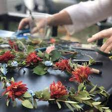 Each week we select the finest seasonal blooms and create arrangements ranging in size from petite posies to large glorious bouquets. Flower Barn 28 Photos Florists 3782 B Old Columbia Pike Ellicott City Md Phone Number Yelp