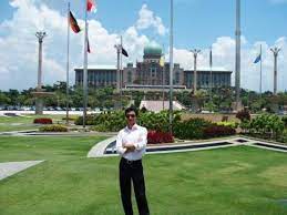 Henri marie dondra was named prime minister in the decree read out on national radio, which takes effect immediately. Residence Of Malaysian Prime Minister Currently Badawi S Picture Of Putrajaya Wilayah Persekutuan Tripadvisor