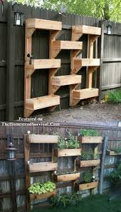 Vertical Garden Wall Diy Vertical Gardening Projects For Small Space Gardening Diyready Diyready Small Backyard Landscaping Backyard Backyard Landscaping