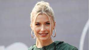 Jarraitzeari utzi utzi @ana798a erabiltzaileari jarraitzeari. Gntm Uberraschung Lena Gercke Ist Nicht Nur Gastjurorin Sondern Wu Zeitung