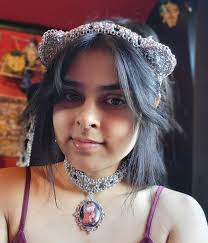 Hi, dear crafters! I'd like to show you my Valentine Mouse.❤️ I made it  specifically for Valentine's Day, which is why it has a red bow