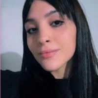 Abril Vidal's Instagram, Twitter & Facebook