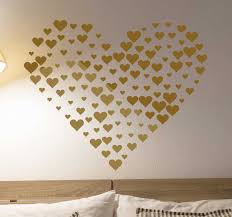 B objeto o figura que tiene una forma parecida a la de este órgano dibujó un corazón de tiza en la pared. Vinilo De Amor De Multiples Corazones Tenvinilo