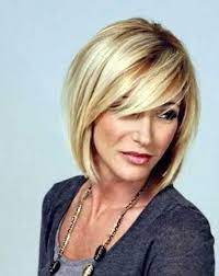 Medium Length Hairstyles For Over 50 With Glasses Unique 9 Latest Medium Short Straight Bob Hairstyles Medium Length Hair Styles Medium Length Hair With Layers