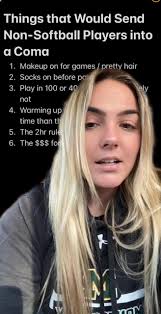 Danielle Mangold's Instagram, Twitter & Facebook