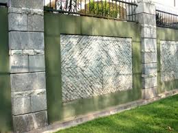 Meskipun demikian ada beberapa orang yang menganggap keberadaan pagar tembok kurang penting. 50 Model Pagar Tembok Samping Rumah Minimalis Modern Terbaru Ilmumenara
