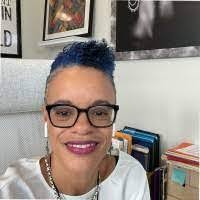 Karine Williams's Instagram, Twitter & Facebook