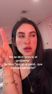 Itzel Valencia (@itzelofficial96)