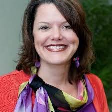 Diana Holder's Instagram, Twitter & Facebook