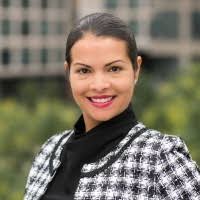 Caroline Pardo's Instagram, Twitter & Facebook