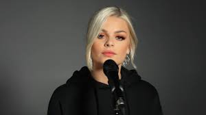 Davina michelle scroll below to check davina michelle net worth, biography, age, height, dating, salary & many more details. Davina Michelle Youtube Channel Analytics And Report Powered By Noxinfluencer Mobile