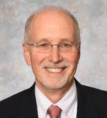 Dana Bott's Instagram, Twitter & Facebook