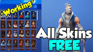 Impostato su un motore grafico unreal engine 4, in termini di effetti visivi questo gioco è identico alla sua versione pc e alle sue controparti per console. How To Get Every Skin Item Free In Fortnite Glitch Check More At Https Jabx Net How Skin Tips Fortnite Skin