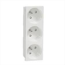 Entdecke rezepte, einrichtungsideen, stilinterpretationen und andere ideen zum ausprobieren. Cache Prise Triple Legrand Au Meilleur Prix Leroy Merlin