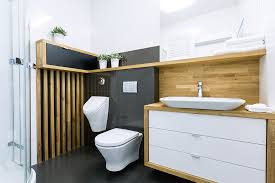 Several decades ago, when there was only one bathroom in the house, the height of this piece was adjusted so that the children were able to use it. House Design Ideas Comfort Height Bathroom Vanity