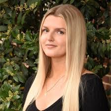 Isabel Reese's Instagram, Twitter & Facebook