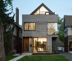 Although modern construction elements such as drainpipes may remove the need for pitch, roofs most modern commercial/industrial roof assemblies incorporate insulation boards or batt insulation. 7 Modern Homes With Perfectly Pitched Roofs Designlines Magazine