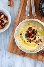 Veloute De Panais Aux Pommes Et Noisettes Grillees Del S Cooking Twist Recette Veloute Panais Recette Panais Panais