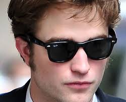 Robert pattinson wayfarer hotsell