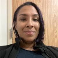 Laura Lashley's Instagram, Twitter & Facebook