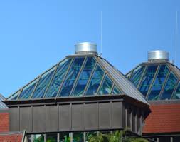 Sonnenschutzglas ist ein spezielles flachglas, das eine zu starke sonneneinstrahlung in ein gebäude und damit eine übermäßige aufheizung der raumluft vermindert. Dachlamellen Als Sonnenschutz Fur Glasdacher Und Oberlichter