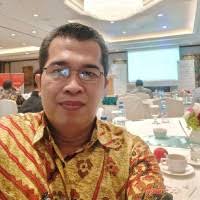 100+ “Henry Henry” profil