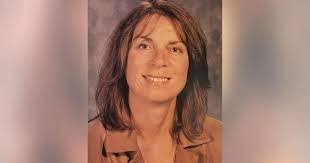 Beth Schrag's Instagram, Twitter & Facebook