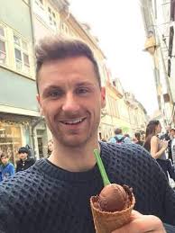 Greetings from USA 🇺🇸 I'm a Business Owner And looking for a serious  relationship