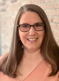 Lisa Storey's Instagram, Twitter & Facebook