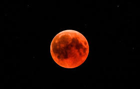 Eclipse de lune du 27 juillet 2018. Le Monde A Observe La Plus Longue Eclipse De Lune Du Xxie Siecle Loop Haiti