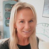 40+ "Amy Burchett" profiles