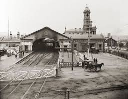Ballarat Railway Station Ca 1800s 24 Rare Vintage Pictures Of Melbourne In The 1800s Vintage Everyd Melbourne Victoria Australia History Melbourne Suburbs