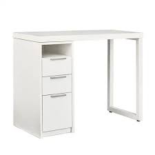 A loafer and a manicurist, both planning to marry money, meet and form an uneasy alliance. Manicure Table With Storage Monet Comfortel