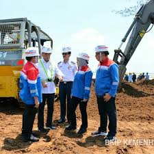Di bawah sub holding, kilang pertamina internasional membawahi entitas pertamina lainnya, yaitu di antaranya pt tuban petrochemical industries. Tercanggih Di Dunia Kilang Pertamina Tuban Telan Rp 225 Triliun Bisnis Liputan6 Com