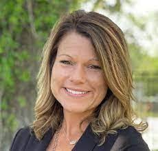 Jocelyn Albrecht's Instagram, Twitter & Facebook