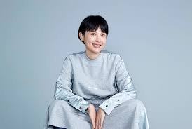 Born 6 november 1992), birth name yang ni'ao (杨旎奥), also known as andy yang, is a chinese actress, singer and model. é­å¦‚è±æ–°èž Forgood News