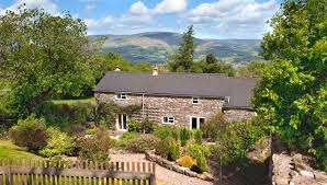 Brecon Beacons Holiday Cottages And Farmhouses In Wales Self Catering Holiday Homes Holiday Home Holiday Cottage Country Cottage