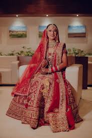 Bride In Amazing Saree Gown More Information On Weddingnet Weddingnet Indianwedding Indianb Indian Bridal Fashion Indian Bridal Outfits Red Wedding Dresses